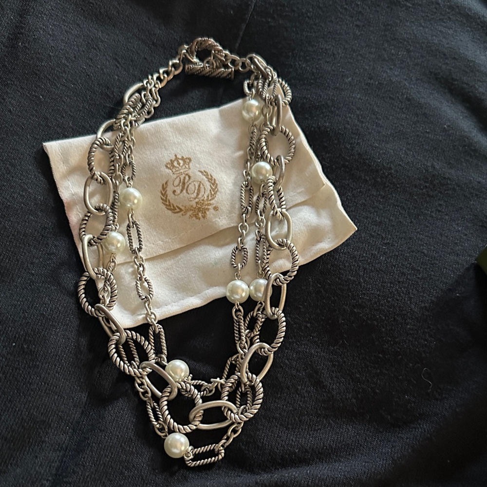 Premier Designs Silver and Pearl Necklace